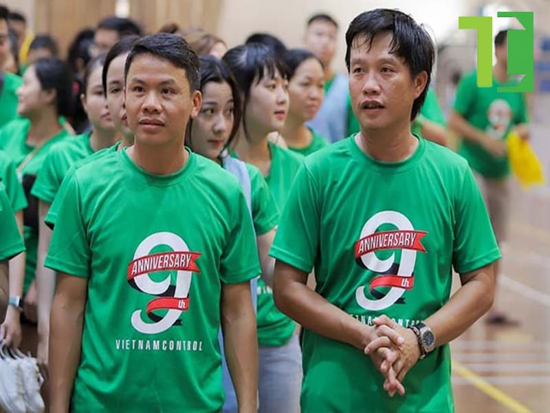 may áo thun đồng phục số lượng ít